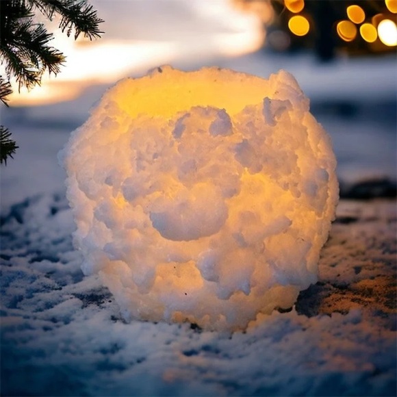Snowball Candels - Picture 7 of 7